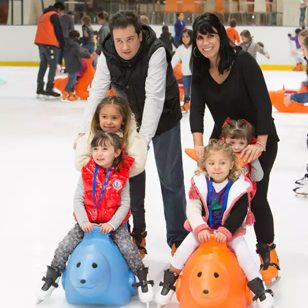 José Burstein, Claudia Reta, Ciana Carlsen, Claudia Burstein, Alexis Burstein y Clara Carlsen
