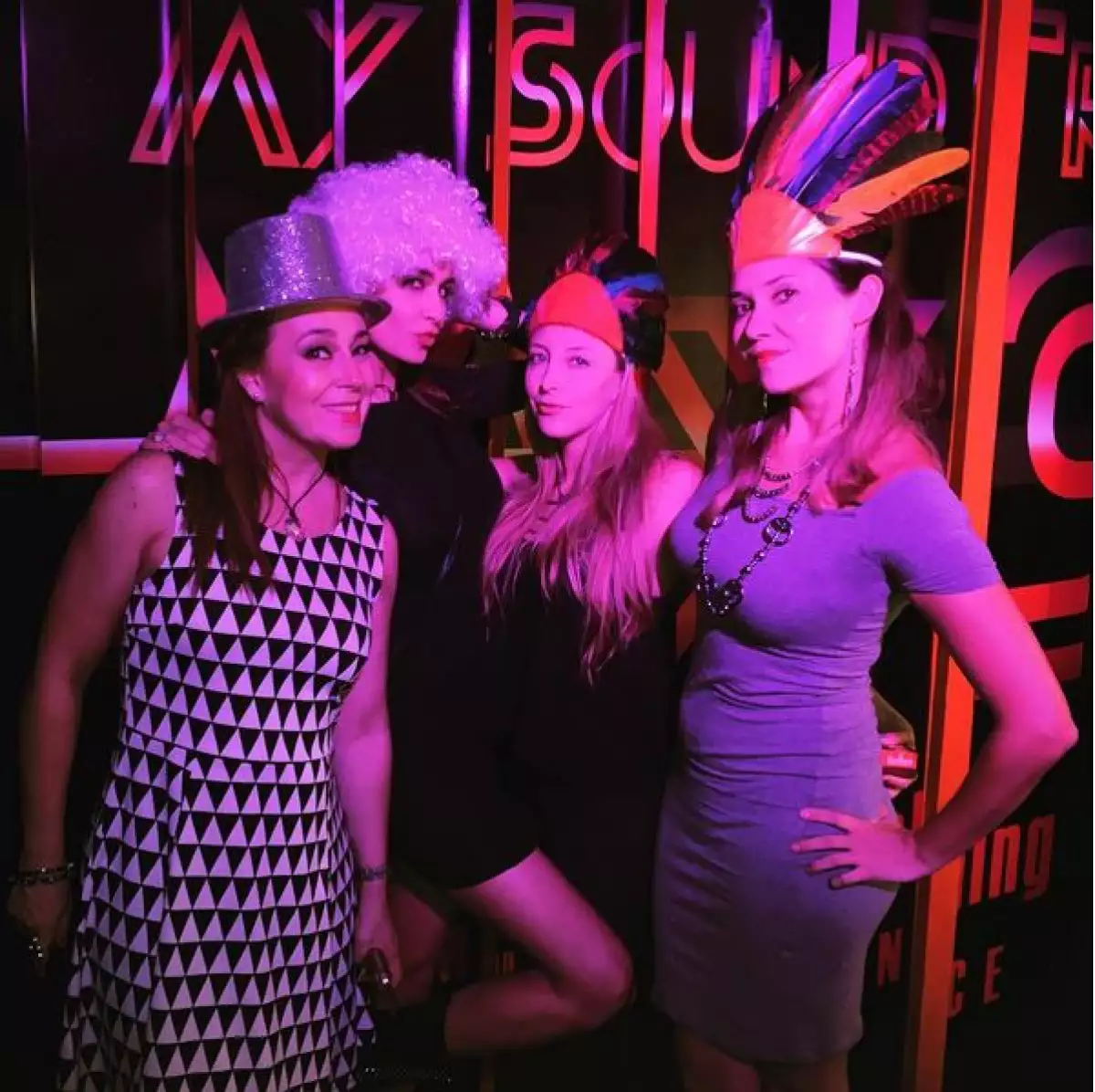 Odalys también celebró junto a sus mejores amigos.