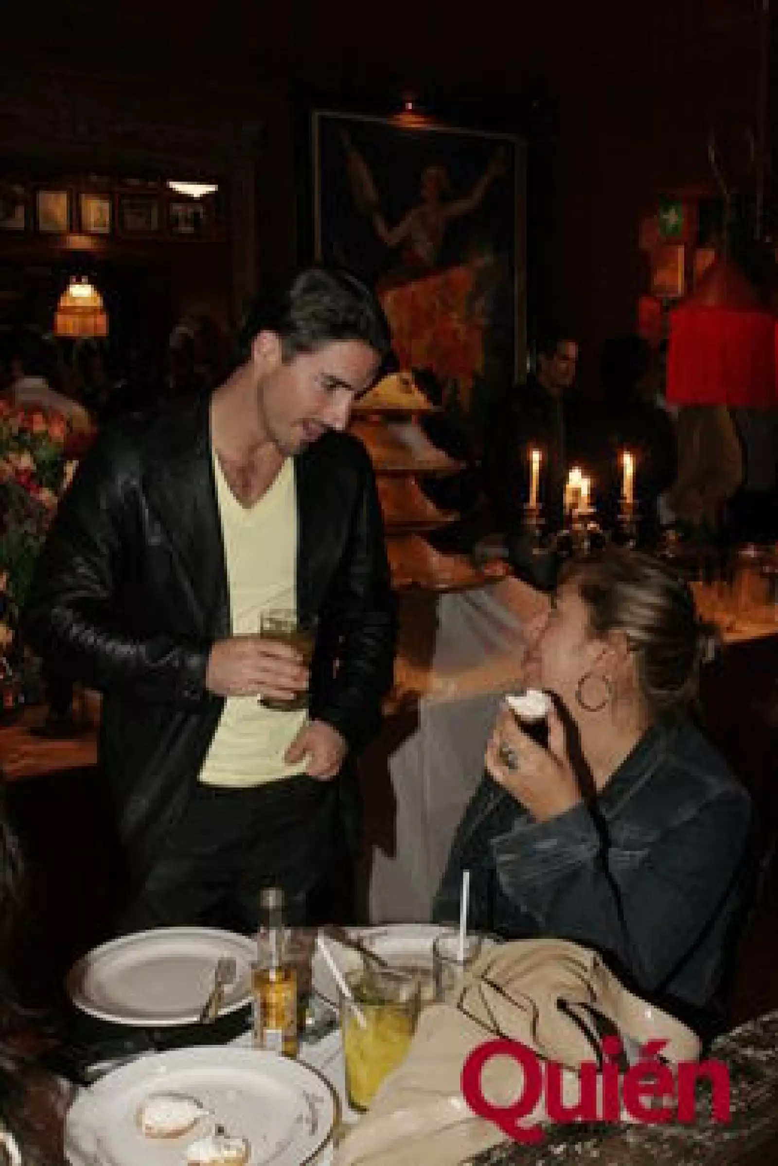 Toño de la Vega, Mariana Díaz