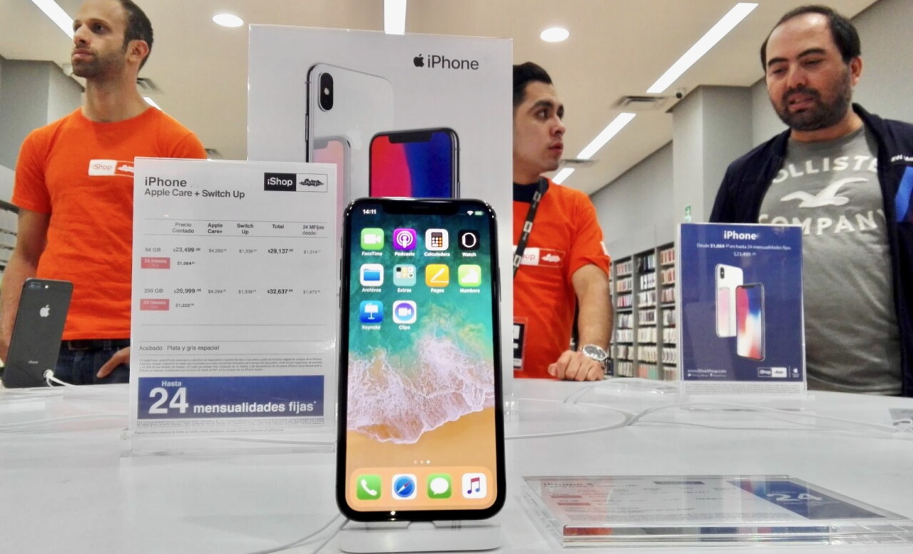 Telcel reporta caída en ventas de celulares por registro telefónico y escasez de chips