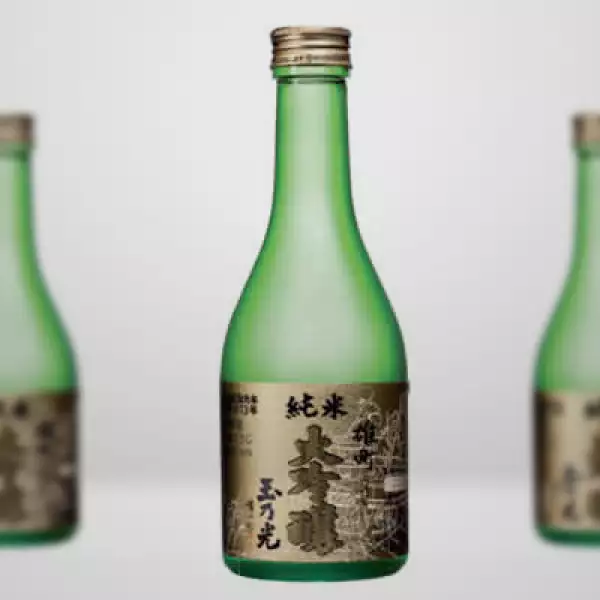 Línea premium del sake. Para rendirle honores, el Daiginjio debe tomarse solo, frío y derecho. Nivel de pulido: de 60% en adelante. Maridaje: no recomendado. Marca: Tamanohikari
