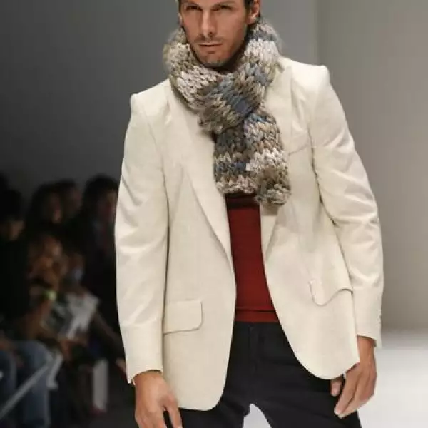 Dfashion Desfile  Love is black