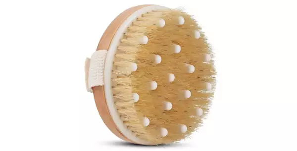 cepillado en seco-dry brushing-cuerpo-exfoliar-exfoliante-piel-tecnica.jpg