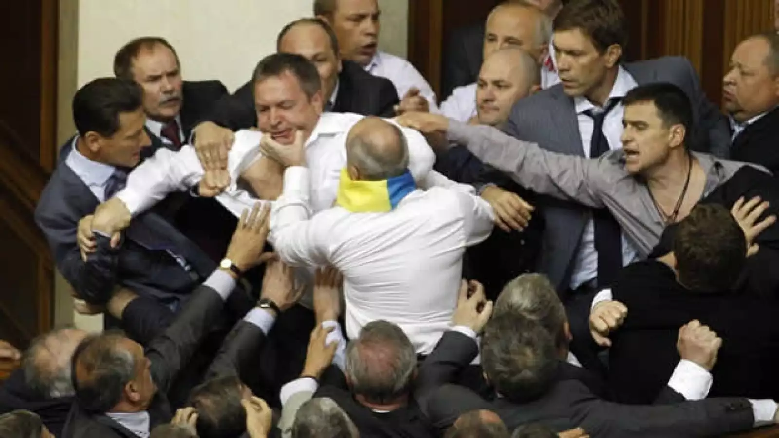 Ucrania Parlamento pelea 7