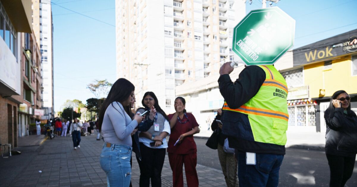 TERREMOTO DEVASTA COLOMBIA