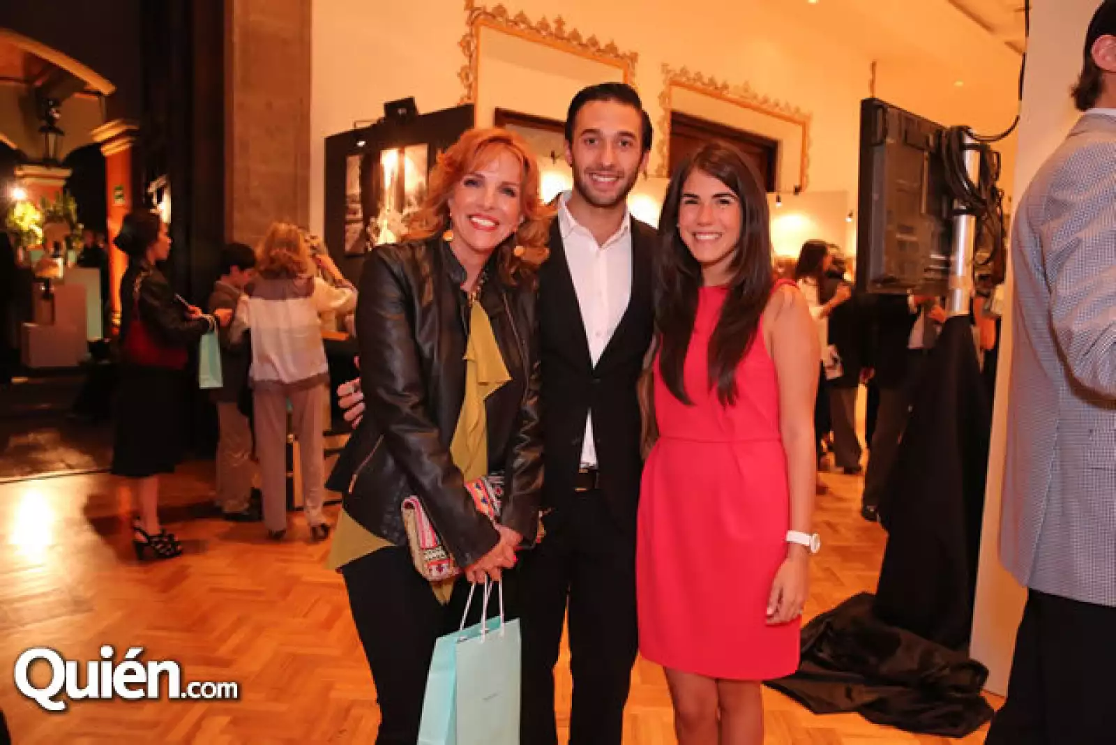 Adriana Landeros,Rodrigo González y Andrea Castro