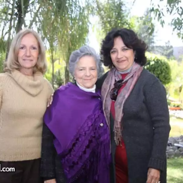 Desayuno Homenaje Desfile trajes de ?ca