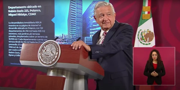 amlo_mañanera_loret_de_mola.jpg