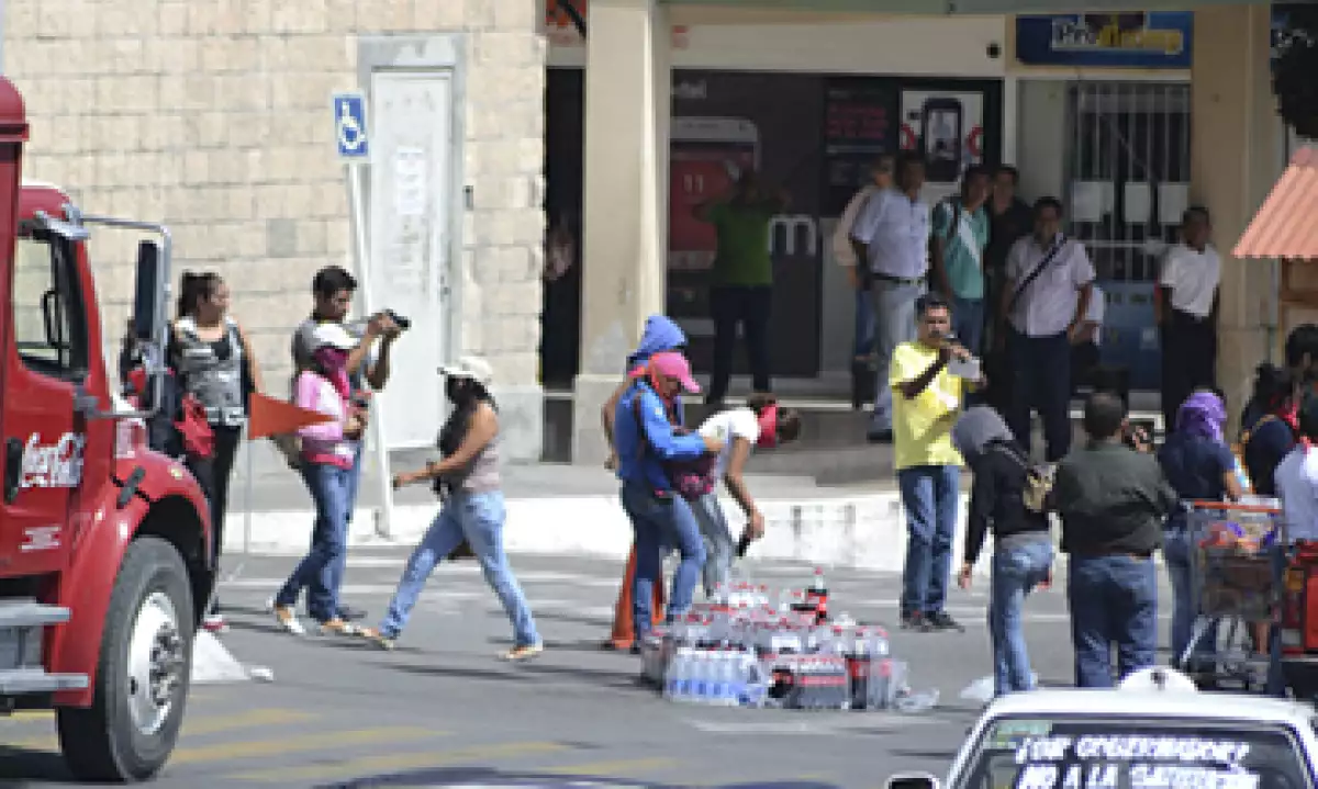 Femsa ha establecido nuevos protocolos de seguridad ante la violencia en Guerrero. (Foto: Cuartoscuro )