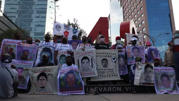 ayotzinapa.jpeg
