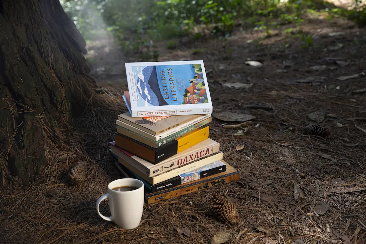 QUI-LIBROS_VIAJES-101121-AHP_2.JPG