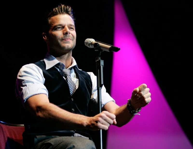 Ricky Martin ha correspondido en diversas ocasiones el cariño de los mexicanos, al decir que ama México y participar en diversos proyectos en el país, como la inauguración de los Juegos Panamericanos.