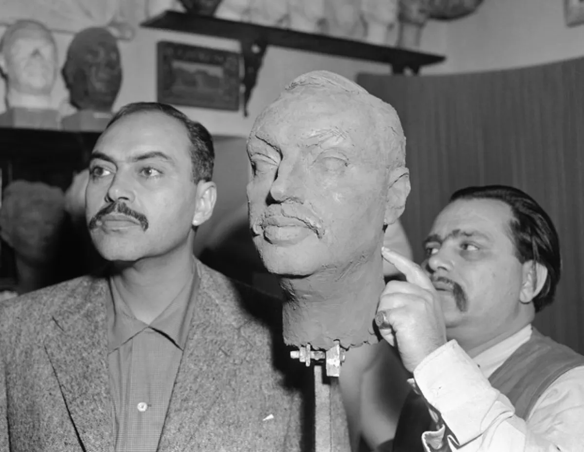 Su padre fue uno de los grandes actores de la Época Dorada del cine mexicano.