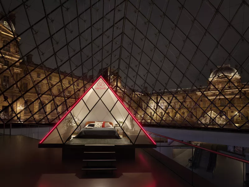 Airbnb x Louvre ©Julian Abrams14.jpg