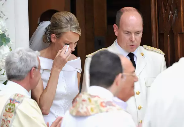 La princesa Charlène y el príncipe Alberto de Mónaco durante su boda.
