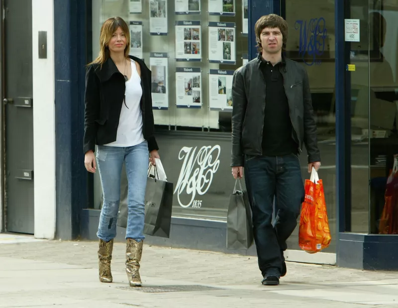 Sarah McDonald y Noel Gallagher