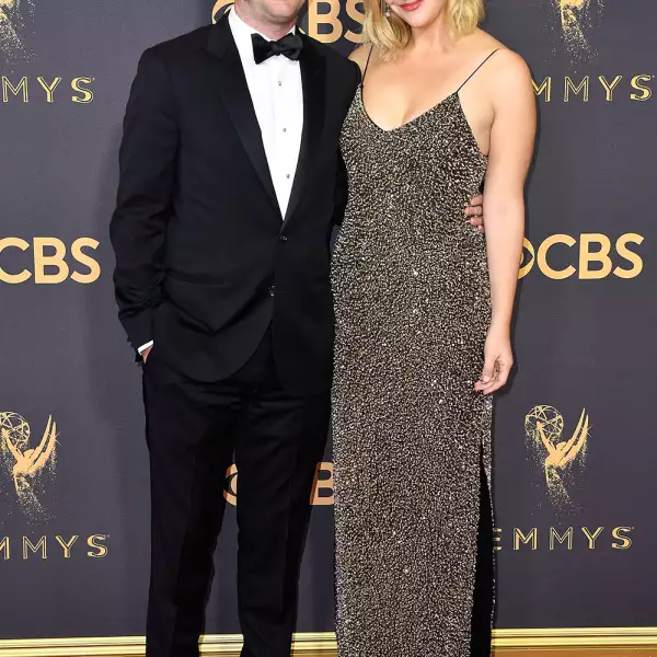 Bill Kennedy y actor Abby Elliott