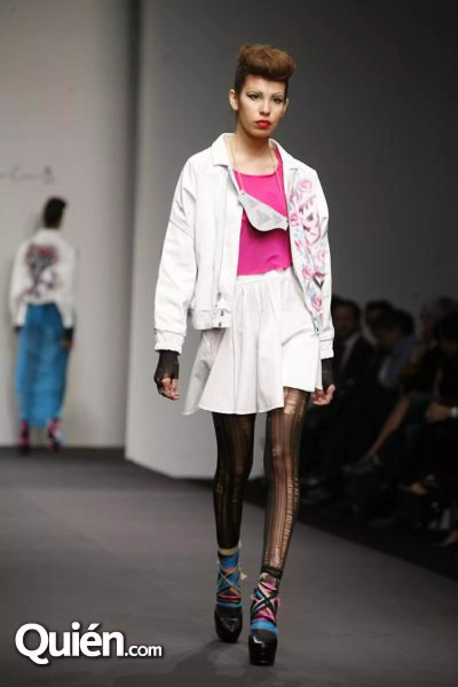 MBDF Pasarela Contempo Busca