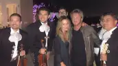 Entérate quiénes son algunas de las afortunadas mexicanas que han tenido oportunidad de compartir momentos interesantes con celebridades internacionales como Sean Penn, JLo o Bruno Mars.