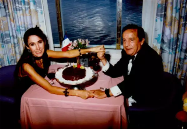 La actriz compartió este throwback junto a su esposo.