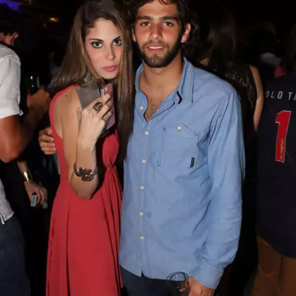 Macarena Rosales y Karim Jones