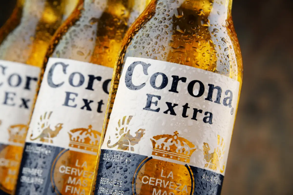 Costellation Brands tiene los permisos para distribuir la cerveza corona en Estados Unidos.  (Foto: monticelllo/Getty Images)