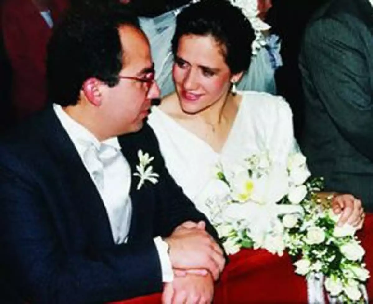 Felipe Calderón y Margarita Zavala se casaron por todas las de la ley.