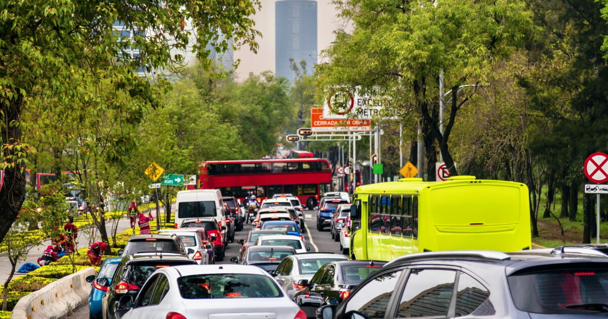 Meksika'daki yetenek trafikte saatler harcamayı reddediyor ve tükenmişliği önlemek için hibrit çalışma planları talep ediyor