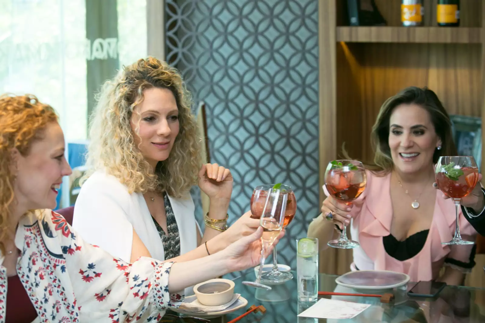 Comida It Girl + Makoto