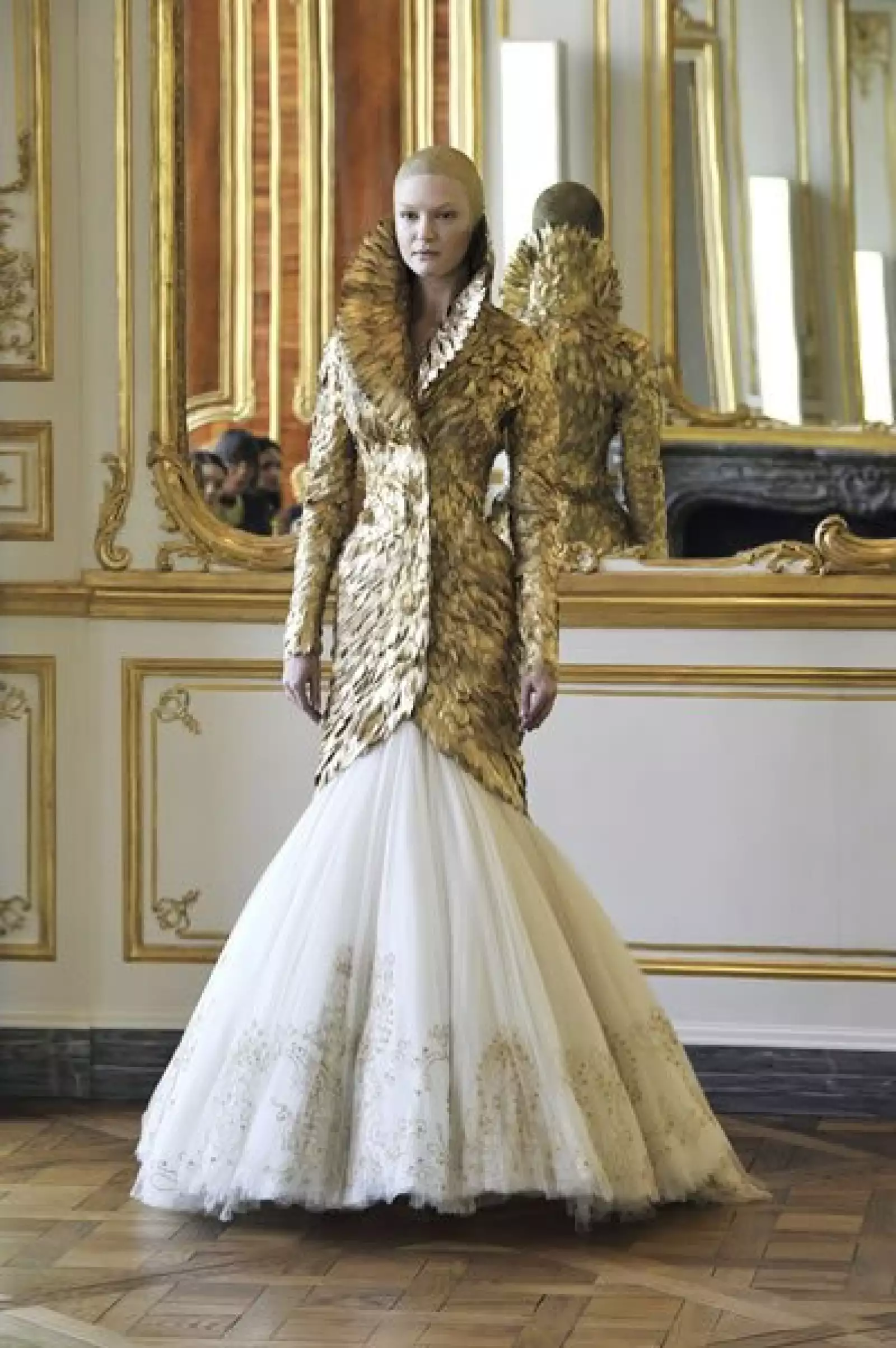 Colección Otoño-Invierno 2010-2011 de Alexander McQueen.