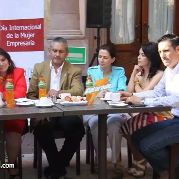 Dalia Garrido,Luis Hurtado,Marcela Herbert,Maricarmen Valdez