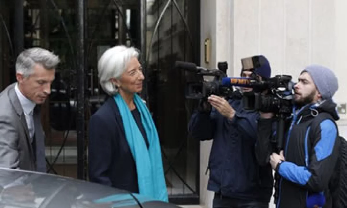 Christine Lagarde ha negado cualquier comportamiento incorrecto durante el proceso de arbitraje que eligió en la batalla del Estado frente al empresario Bernard Tapie. (Foto: AP)
