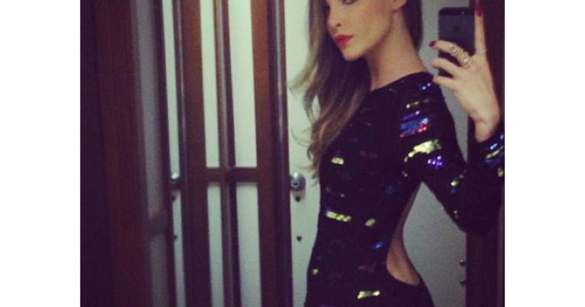 Belinda Super Sexy En Entrega De Premios Oye