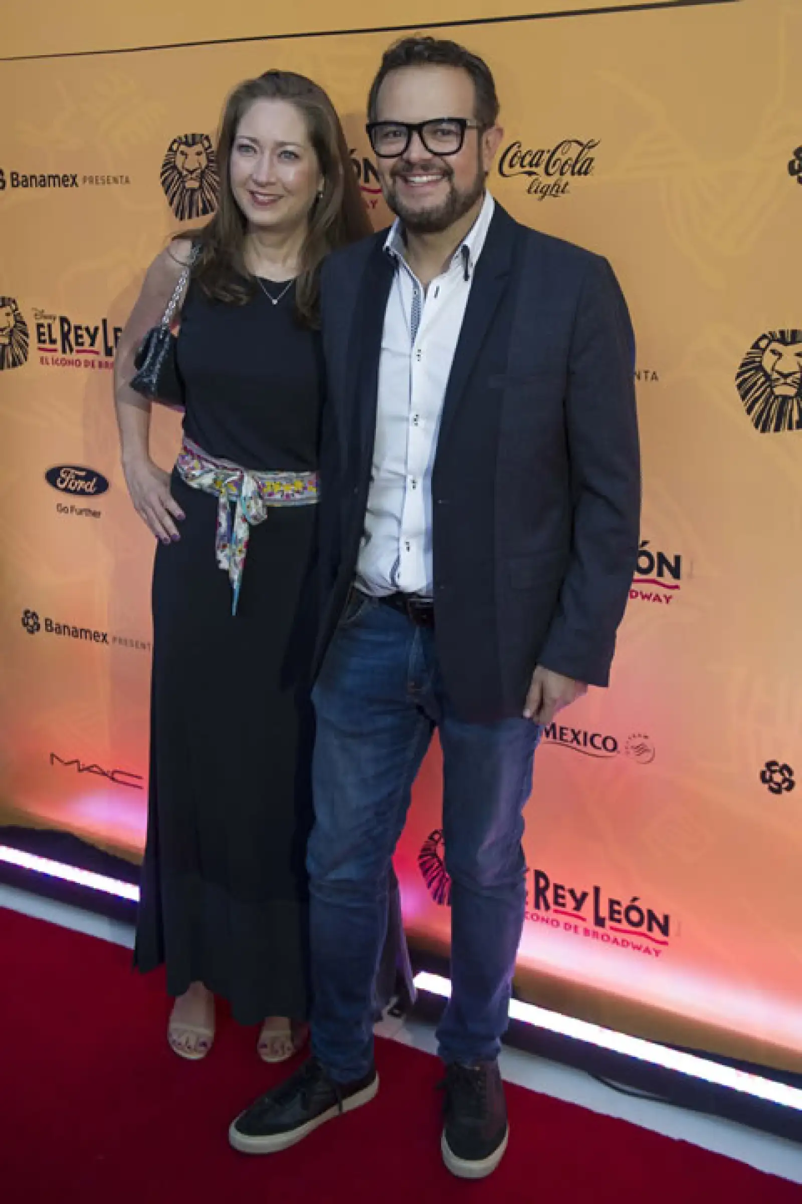Karen Coronado y Aleks Syntek.