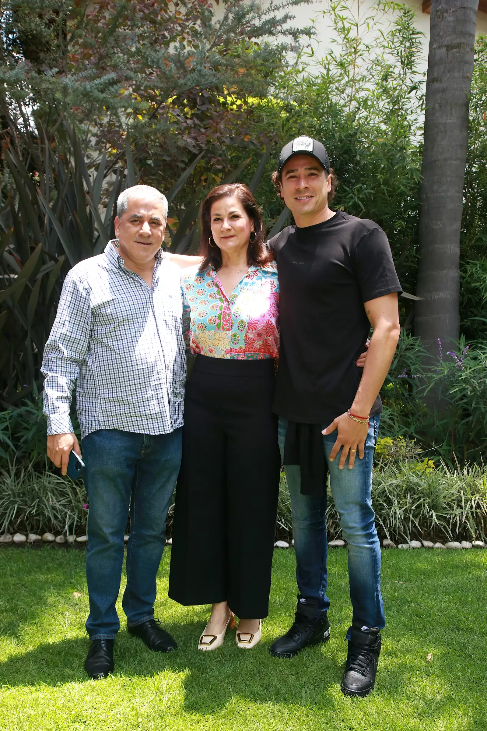 COMIDA CUMPLEAÑOS MEMO OCHOA