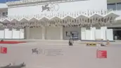 El "Palazzo del Cinema" en las horas previas a la apertura del Festival de Cine de Venecia. 