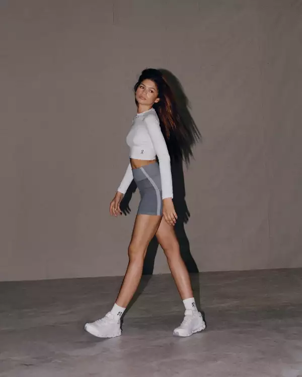 Zendaya-On