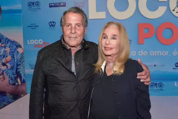 Loco Por Ti Film Premiere In Mexico