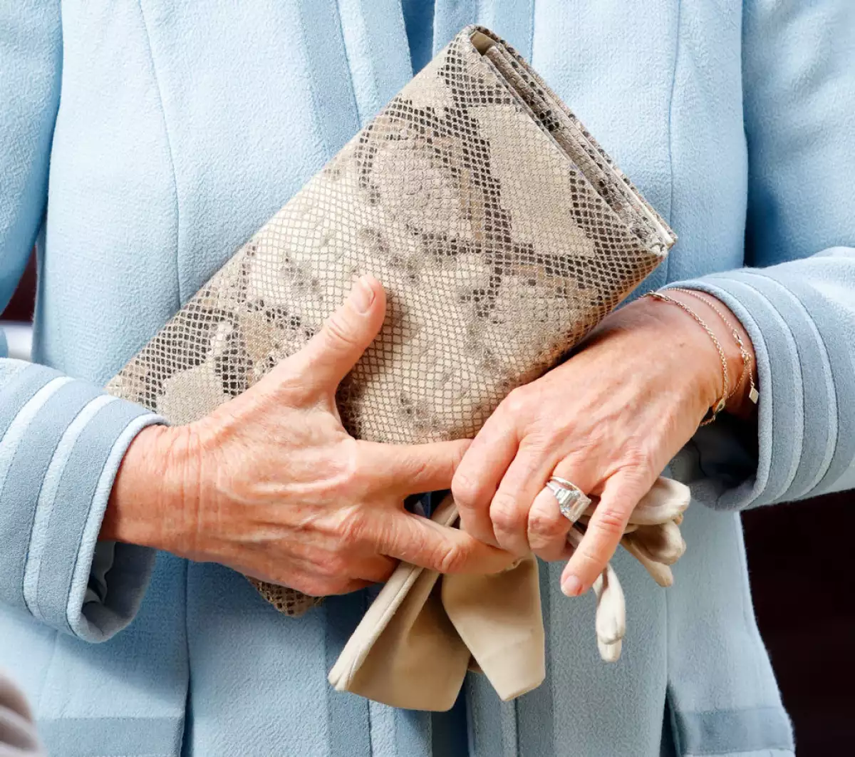 camila-anillo-compromiso