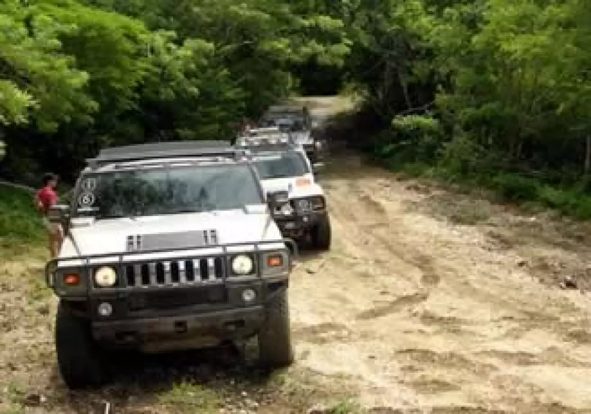 El retiro cubre a los modelos del 2006 al 2010 de la marca Hummer H3. (Foto: Autocosmos)