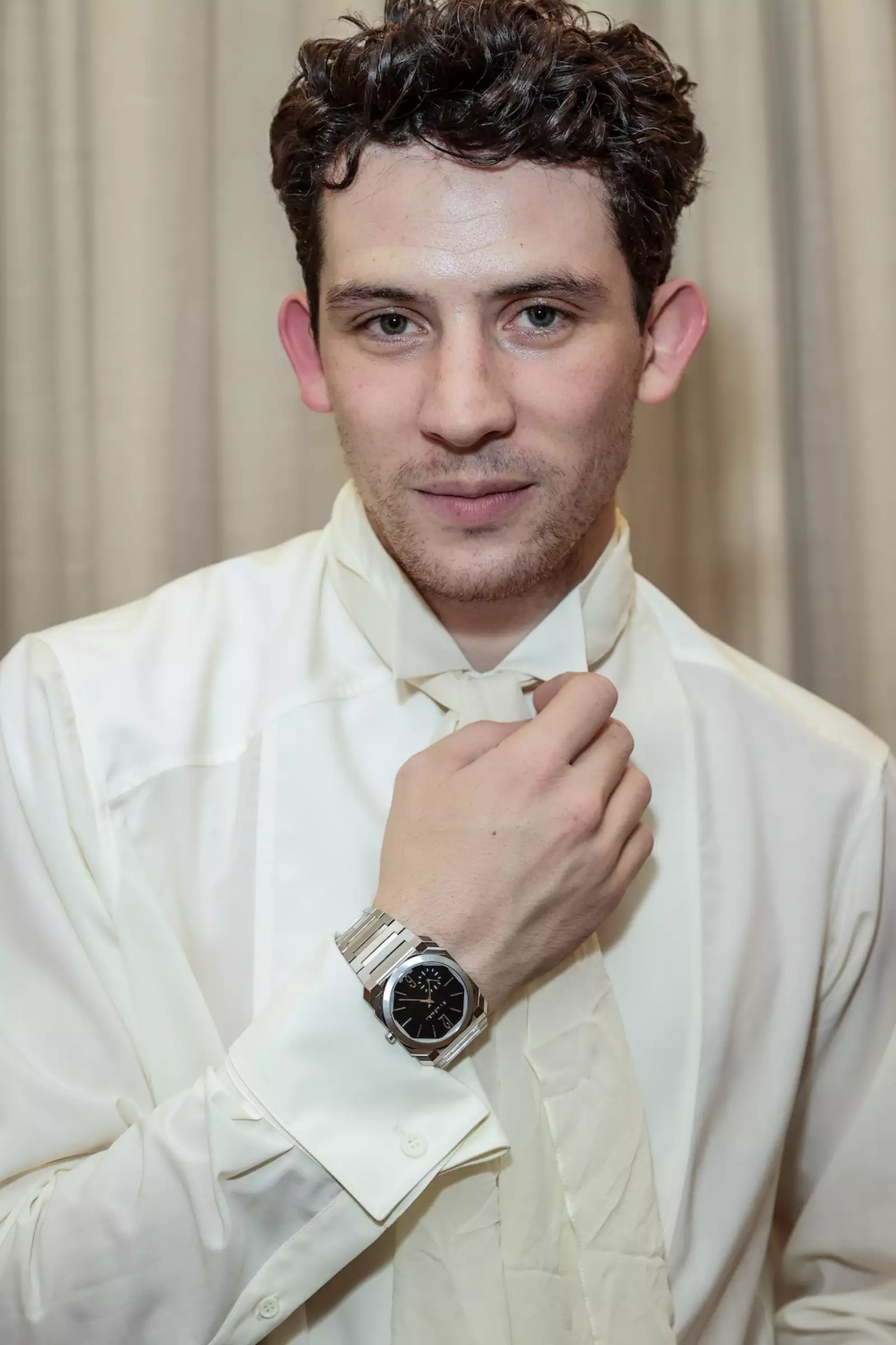 Josh O'Connor Wears Bulgari For The 78th Golden Globe Awards