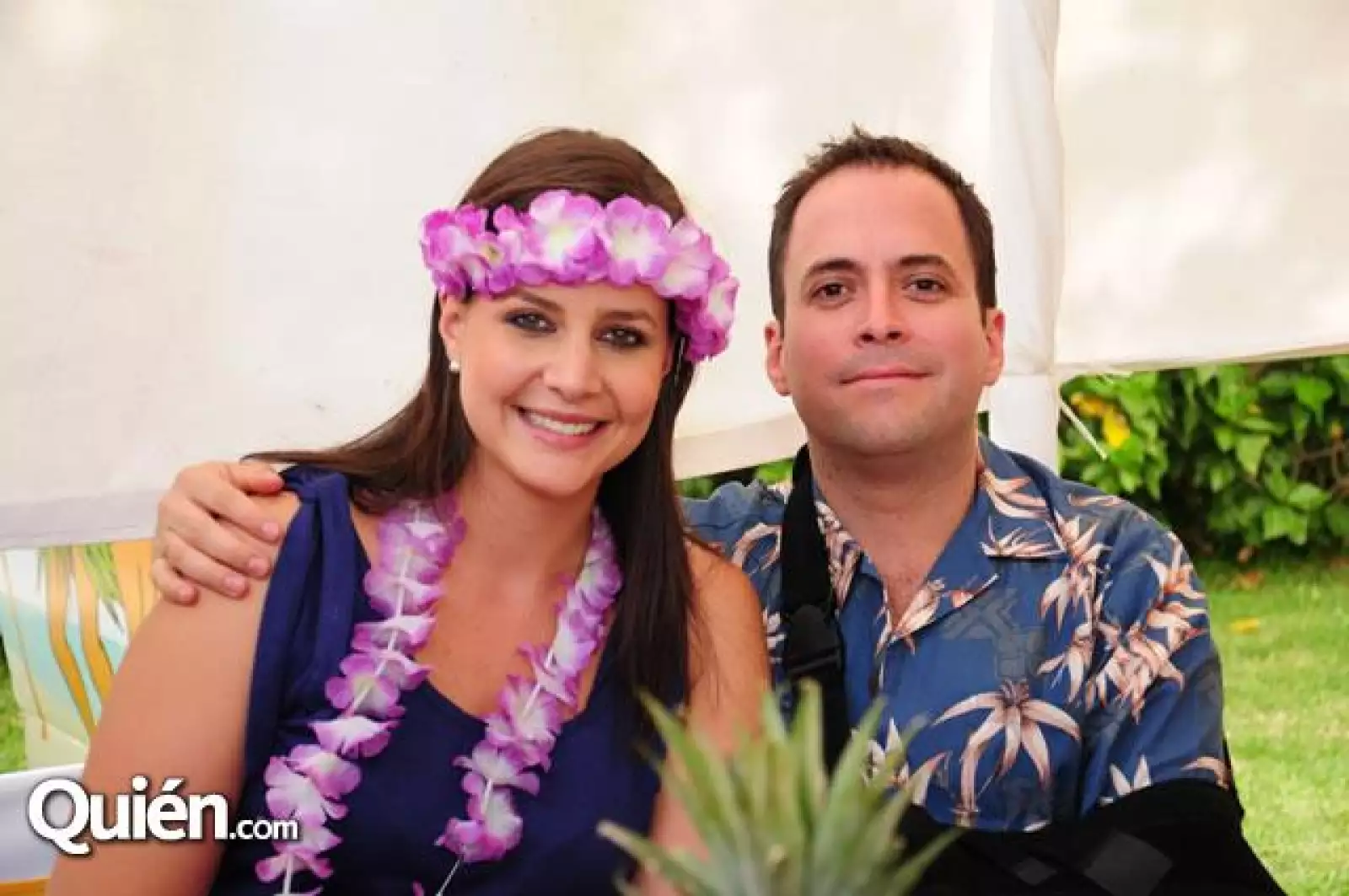 Mariana Moales,Bernardo Divildox