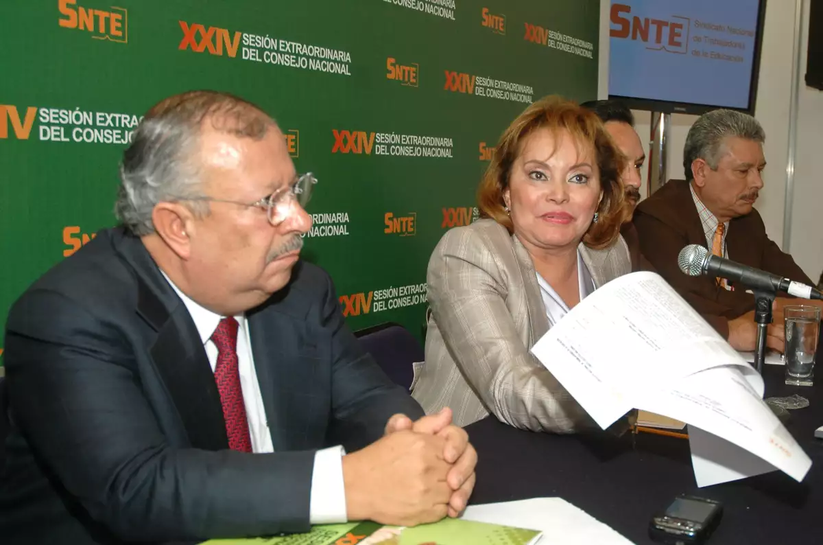 Rafael Ochoa y Elba Esther