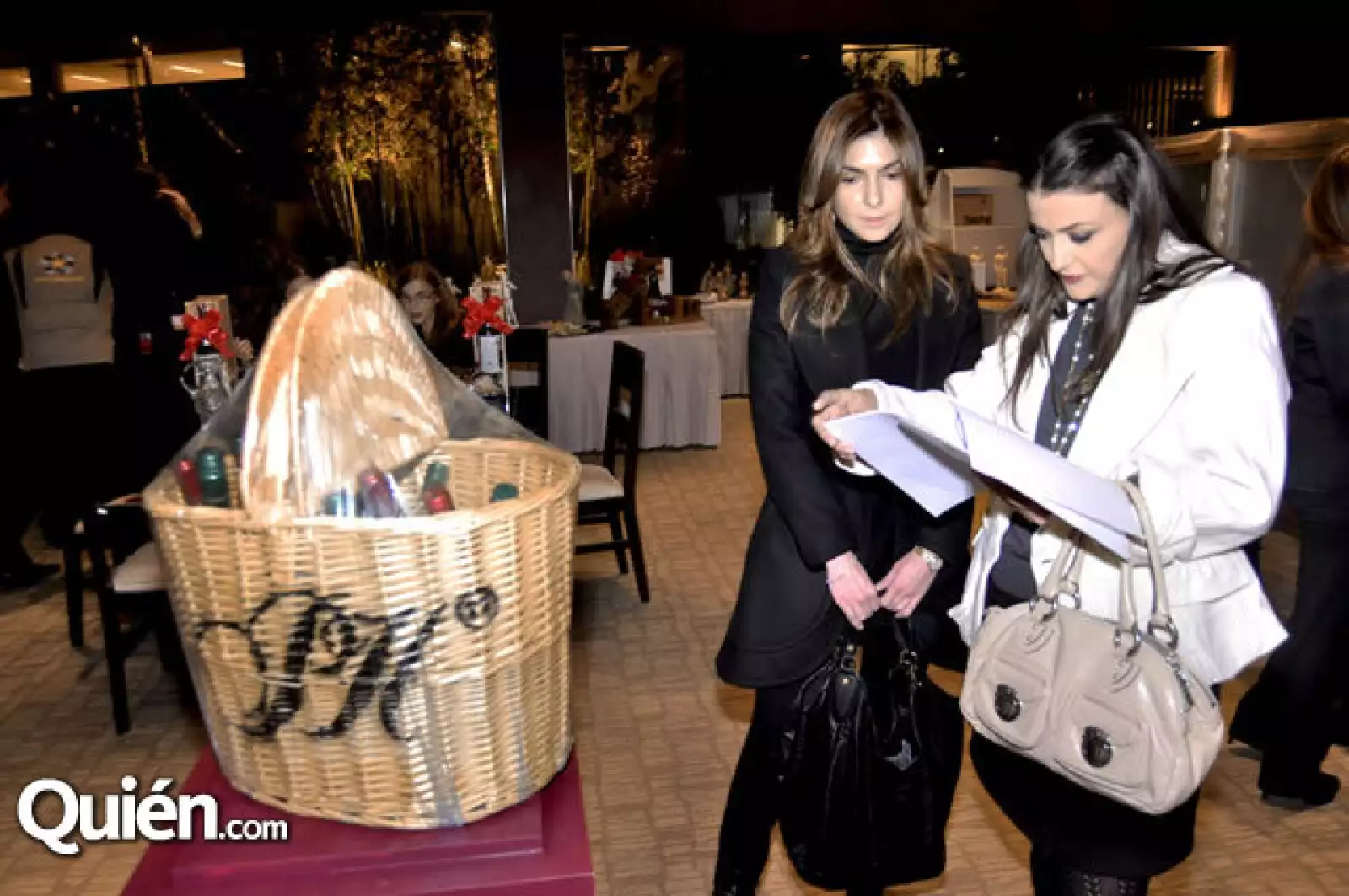 Karla Arteaga y Luz Silveira