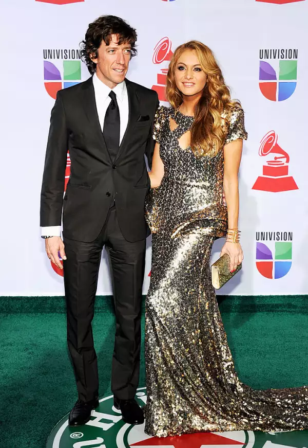 paulina-rubio-colate