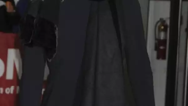 La fotógrafa se asocia a un fondo de inversión para hacer frente a su deuda millonaria.