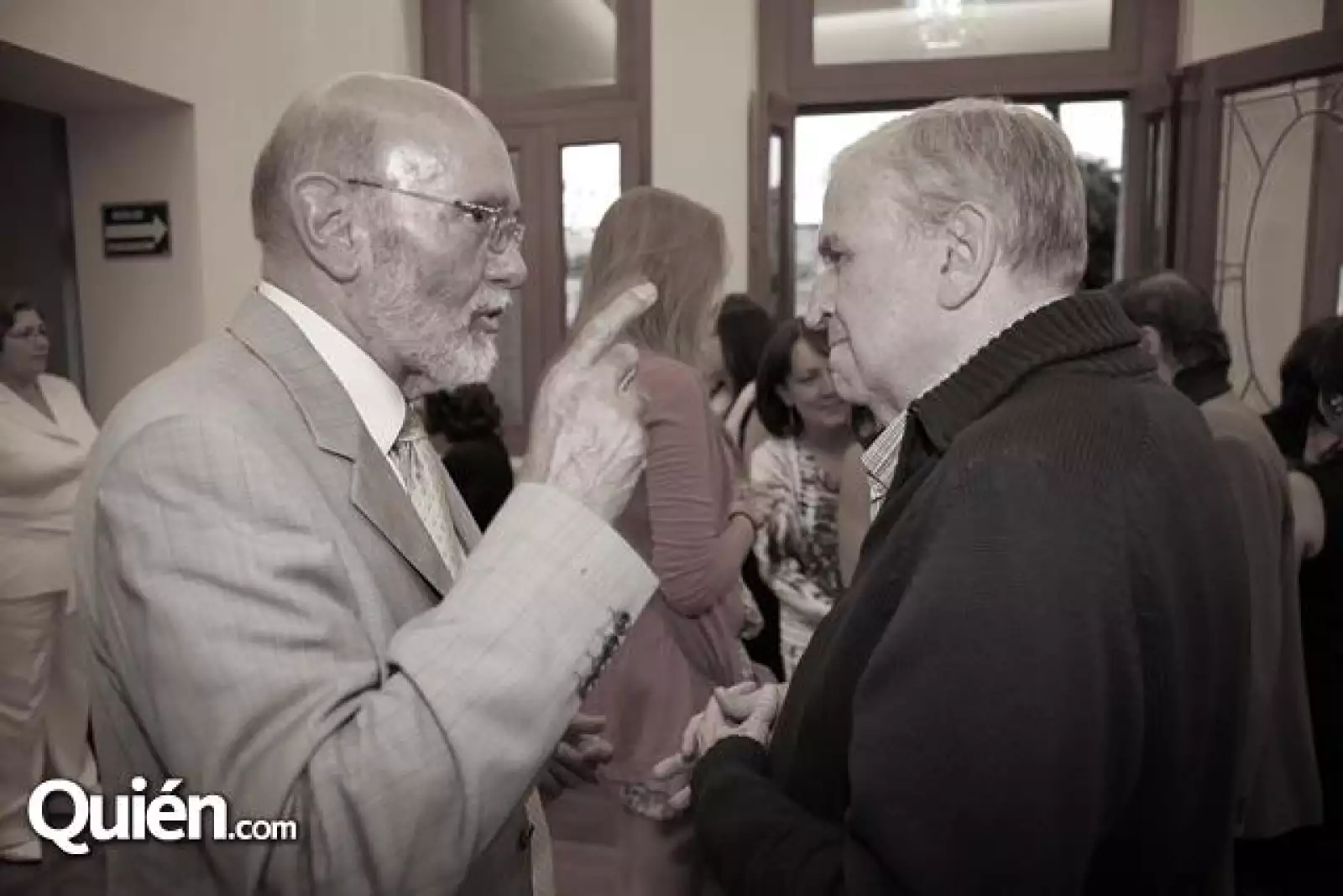 Eduardo Matos,Luis Prieto