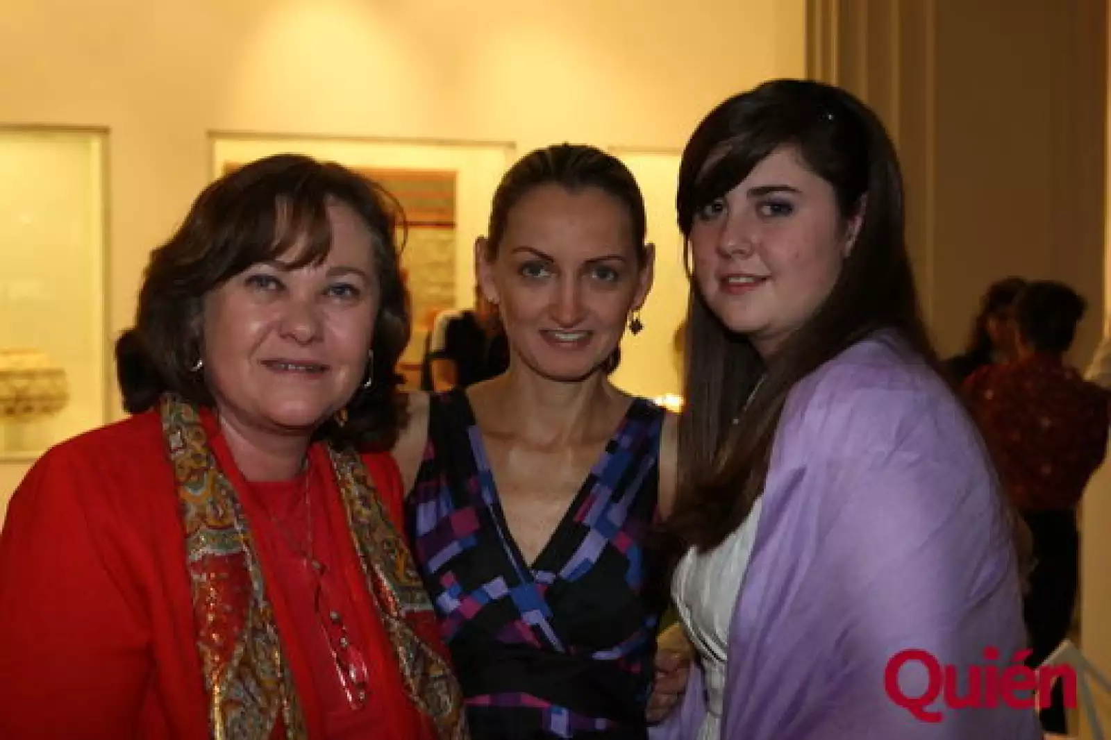 Lucia Millan, Luz María Meurinne, Lucia Mena