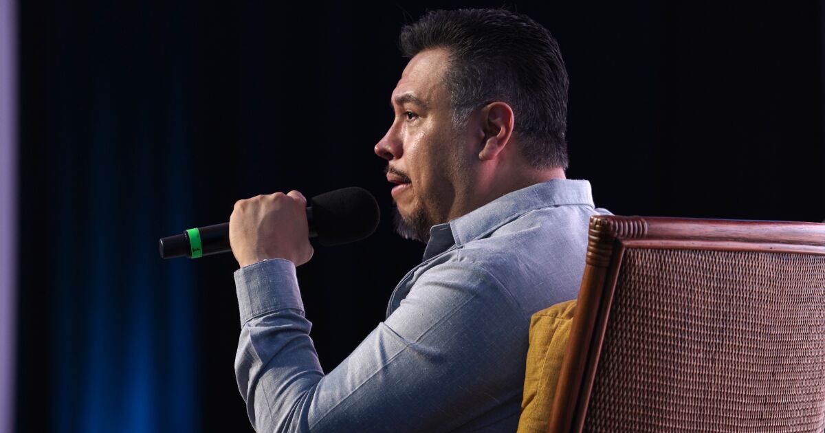 CNBV propone flexibilizar acceso al mercado bursátil mexicano