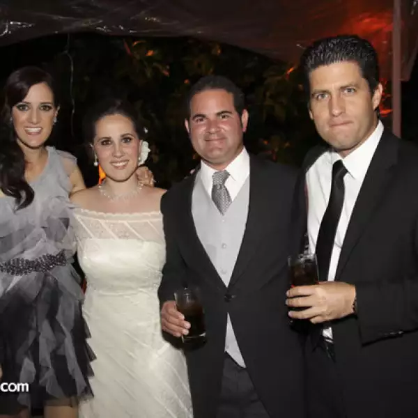 Paulina Arregui, Elisa Michel, Santiago Lamadrid y David de Anda